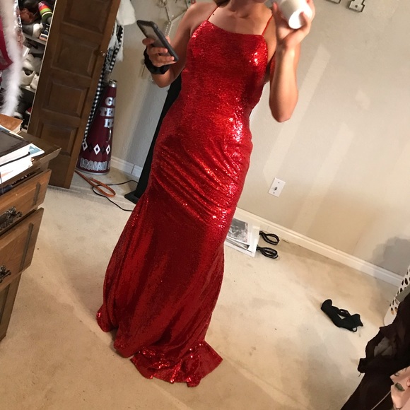 Prom dress - Picture 2 of 5